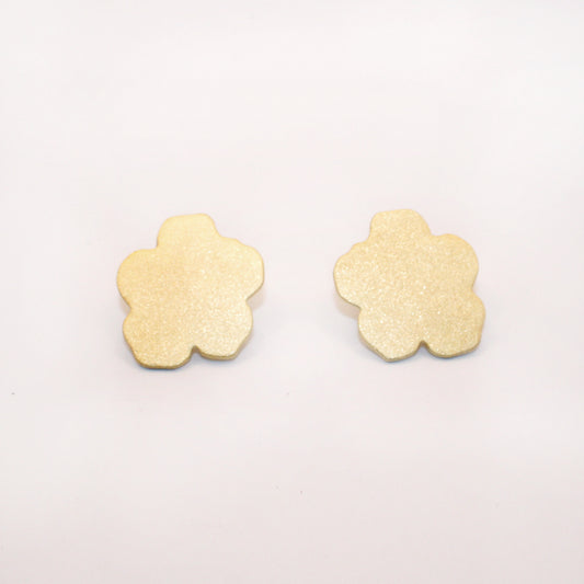 Cloud Studs